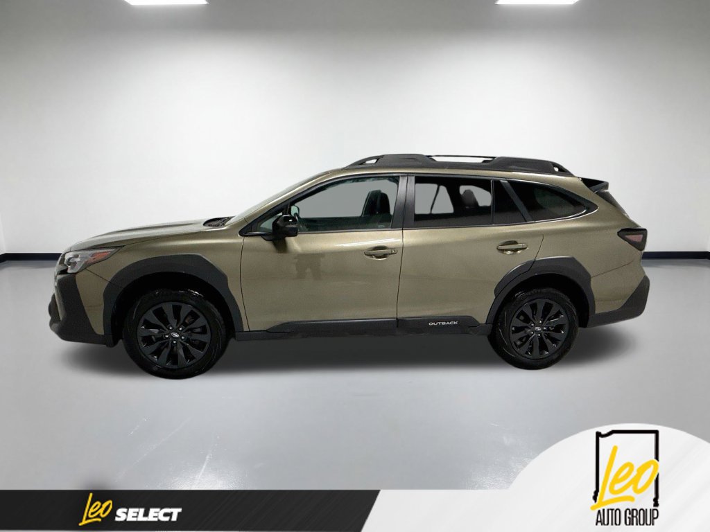 Used 2025 Subaru Outback Onyx Edition AWD/4WD image 11