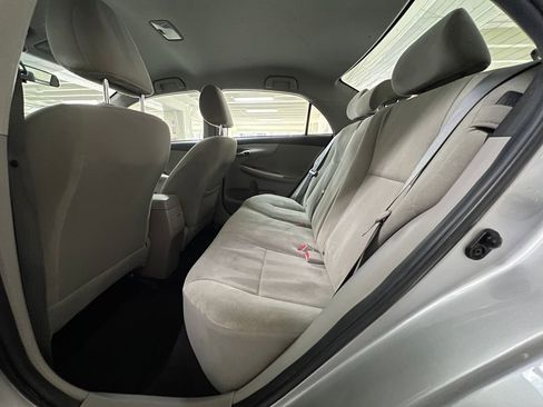 Used 2013 Toyota Corolla LE image 15