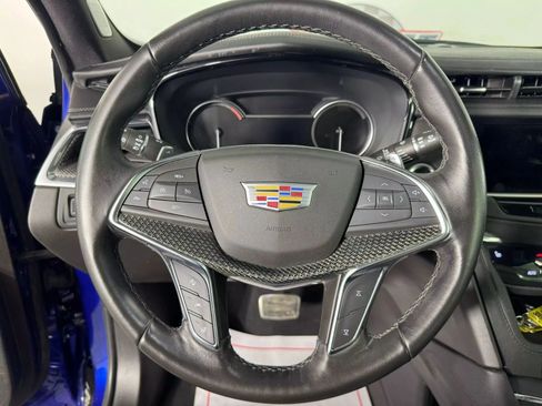 Used 2023 Cadillac XT5 Sportv AWD/4WD image 13