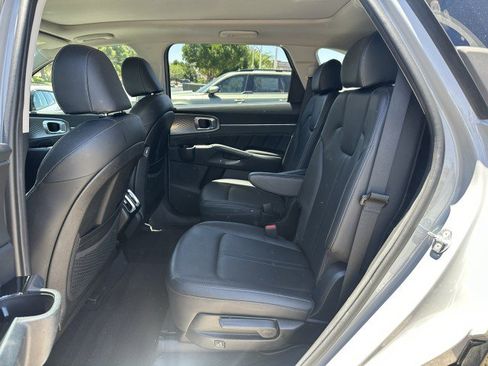Used 2022 Kia Sorento SX FWD image 13