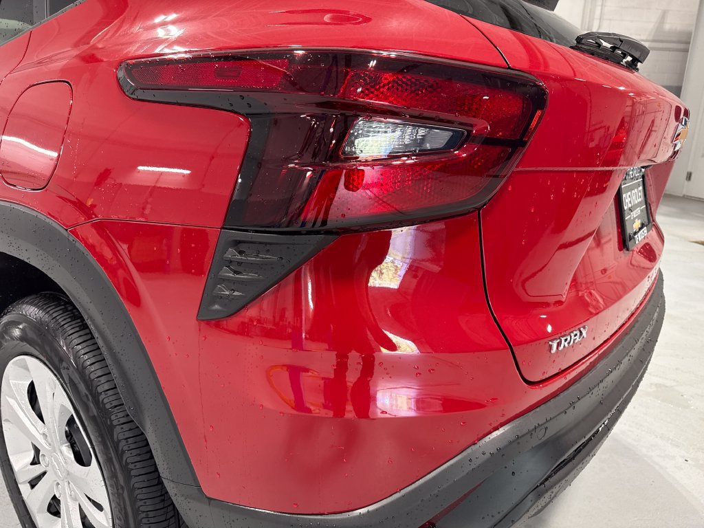 New 2026 Chevrolet Trax LS w/ Driver Confidence Package FWD image 44