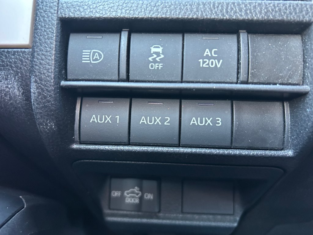Used 2024 Toyota Tacoma TRD Sport w/ TRD Sport Upgrade Package AWD/4WD image 23
