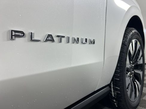 New 2026 Ford Expedition Platinum w/ Driver's Package image 5