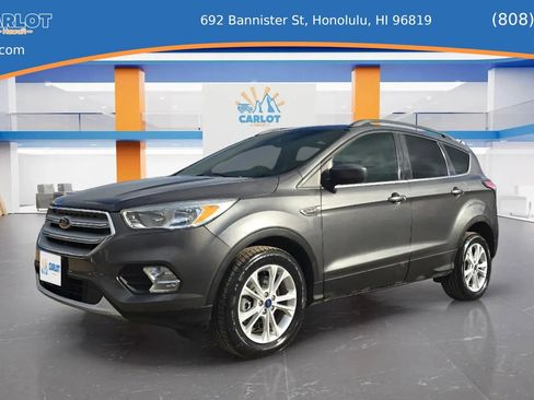 Used 2018 Ford Escape SE w/ Ford Safe & Smart Package image 1