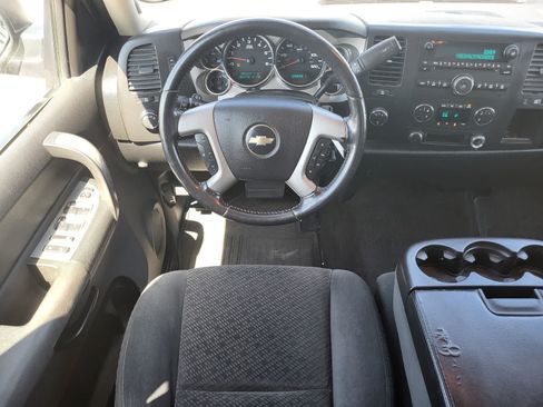 Used 2007 Chevrolet Silverado 2500 LT w/ 1LT Convenience Package AWD/4WD image 26