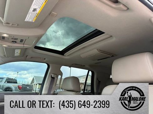Used 2017 Chevrolet Tahoe Premier AWD/4WD image 26