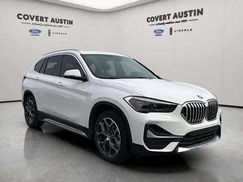 Used 2022 BMW X1 xDrive28i w/ Premium Package image 7