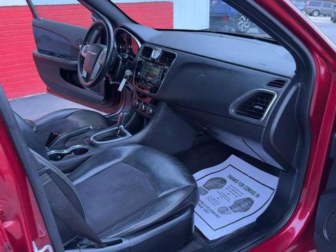 Used 2014 Chrysler 200 Limited w/ Sun/Sound Group image 35