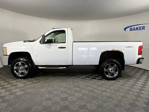 Used 2007 Chevrolet Silverado 2500 LT w/ EZ-Lift Tailgate Package AWD/4WD image 5