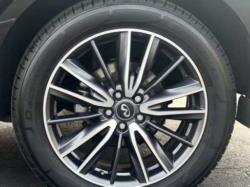 Used 2020 INFINITI QX60 Signature Edition FWD image 7