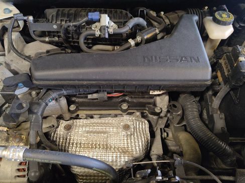 Used 2020 Nissan Rogue SV FWD image 30