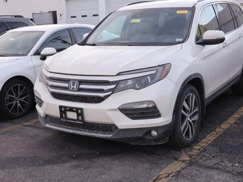 Used 2016 Honda Pilot Touring image 5