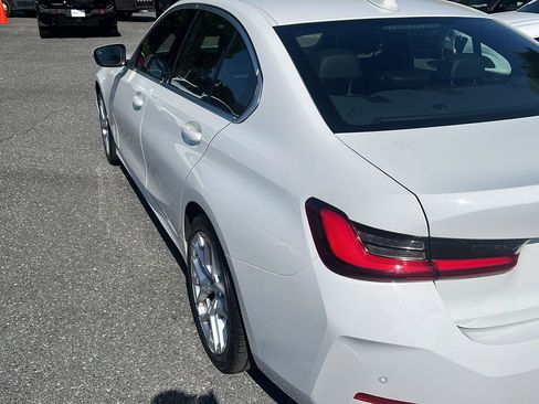 Used 2025 BMW 330i Sedan RWD image 9