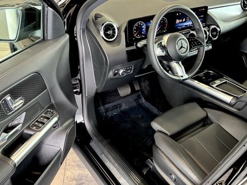 Certified 2025 Mercedes-Benz GLA 250 GLA 250 image 11