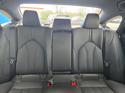 Used 2020 Toyota Avalon XLE w/ Moonroof Package FWD image 29