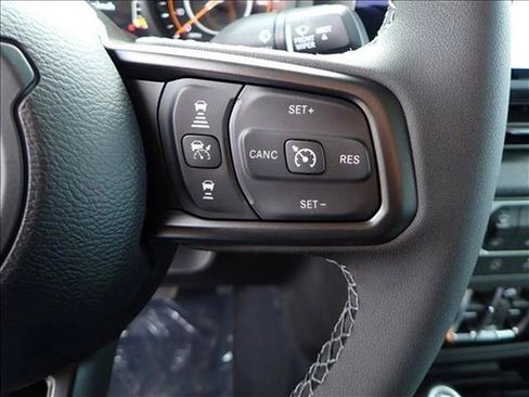 New 2026 Jeep Gladiator Sport AWD/4WD image 13