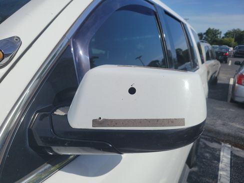 Used 2018 Chevrolet Tahoe 2WD image 6