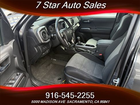 Used 2023 Toyota Tacoma TRD Sport w/ Advanced Technology Package AWD/4WD image 7