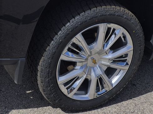 Used 2024 Chevrolet Silverado 1500 High Country AWD/4WD image 7