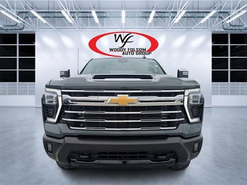 Used 2025 Chevrolet Silverado 2500 LTZ w/ LTZ Convenience Package AWD/4WD image 8