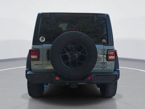 Used 2024 Jeep Wrangler Unlimited AWD/4WD image 5