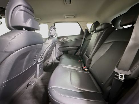 Used 2023 Kia Sportage EX FWD image 25