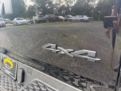 Used 2025 RAM 1500 Big Horn AWD/4WD image 16