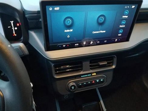 New 2025 Ford Maverick XL w/ 4K Tow Package image 21