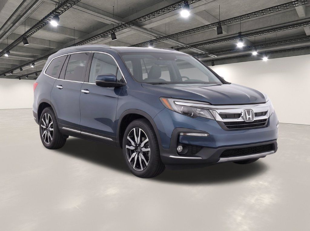 Used 2020 Honda Pilot Touring image 2