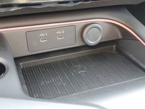 New 2026 Nissan Sentra SV w/ SV Convenience Package FWD image 30