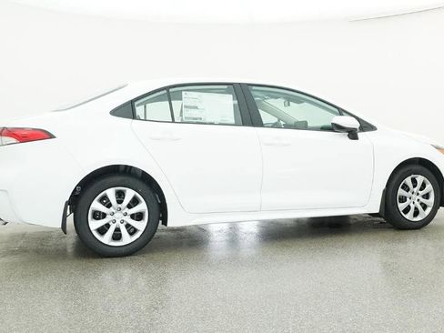 New 2026 Toyota Corolla LE image 7