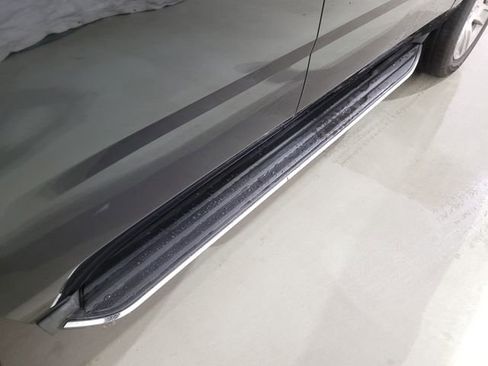 Used 2016 GMC Yukon SLE w/ HD Trailering Package image 29