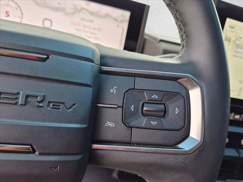 Used 2024 GMC Hummer EV 3X AWD/4WD image 12