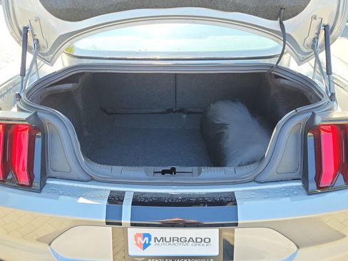 Used 2022 Ford Mustang GT w/ Equipment Group 301A RWD image 11