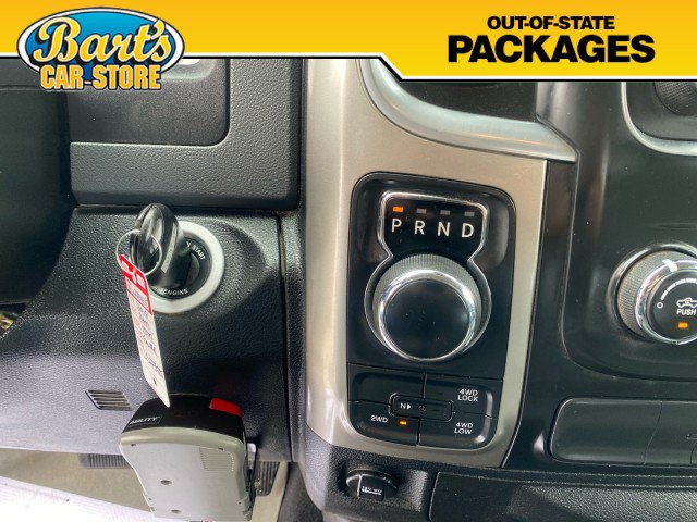 Used 2018 RAM 1500 Classic SLT AWD/4WD image 32