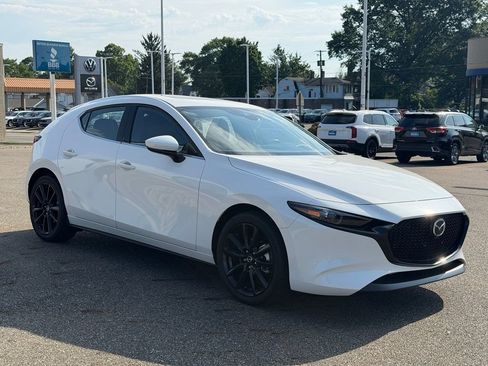 Used 2022 MAZDA MAZDA3 s FWD image 6