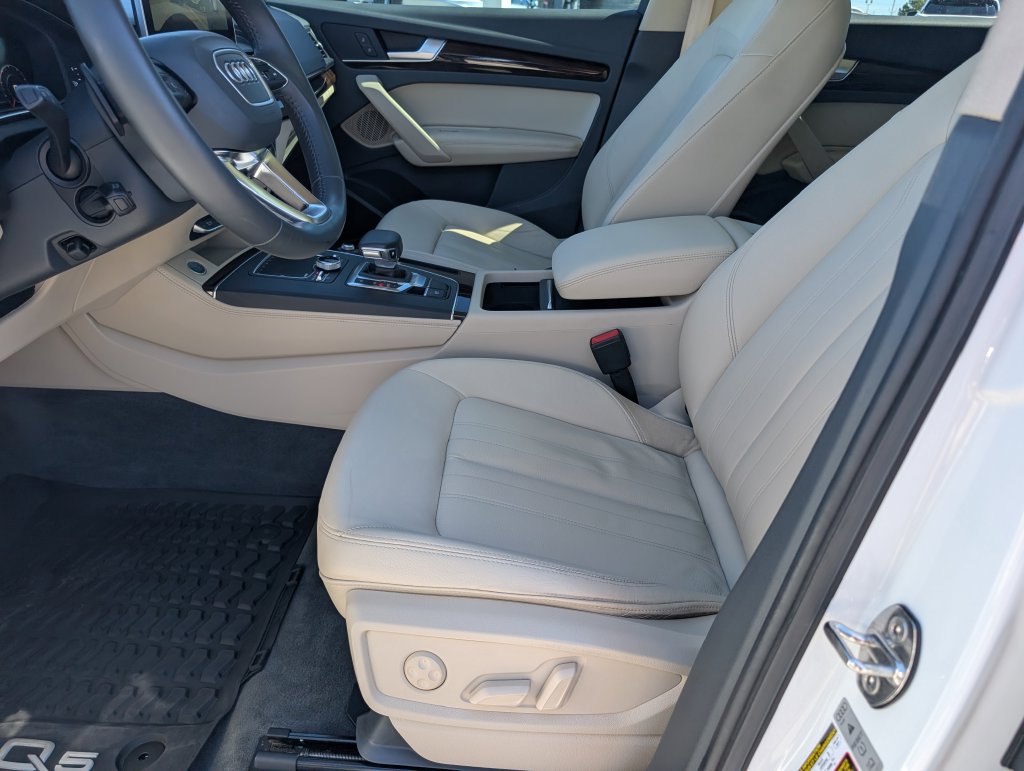 Used 2019 Audi Q5 Prestige w/ Prestige Package AWD/4WD image 11