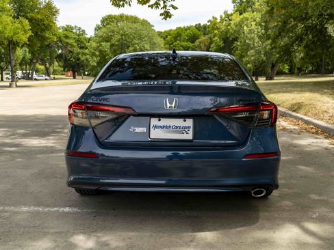 Used 2026 Honda Civic Sport image 8