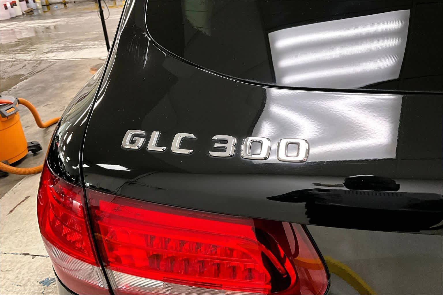 Used 2016 Mercedes-Benz GLC 300 4MATIC image 33
