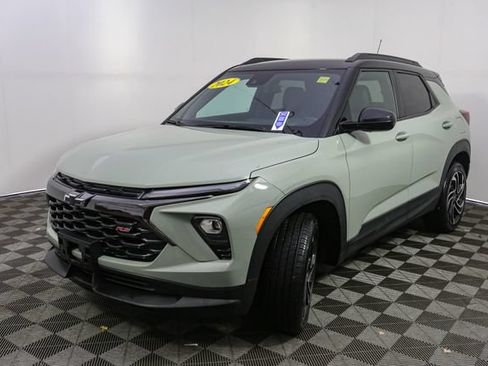 Used 2024 Chevrolet TrailBlazer RS w/ Driver Confidence Package AWD/4WD image 5