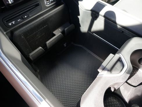 Used 2019 RAM 3500 Laramie image 41