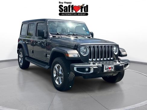 Used 2022 Jeep Wrangler Unlimited Sahara w/ Cold Weather Group AWD/4WD image 9