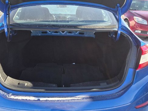 Used 2018 Chevrolet Cruze LT image 5