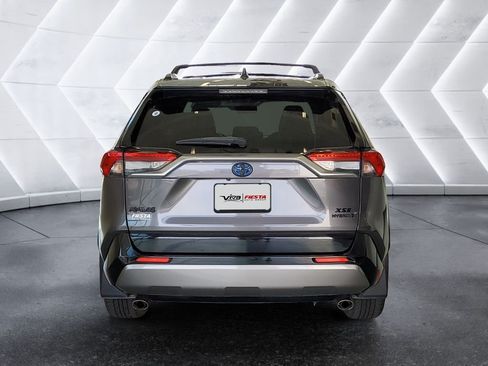 Used 2019 Toyota RAV4 XSE w/ XSE Weather Package AWD/4WD image 5