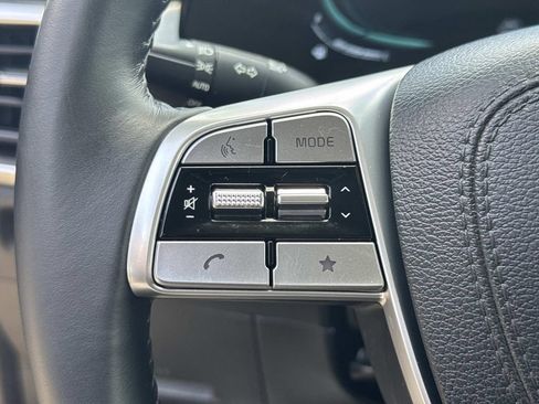 Used 2025 Kia Telluride LX FWD image 23