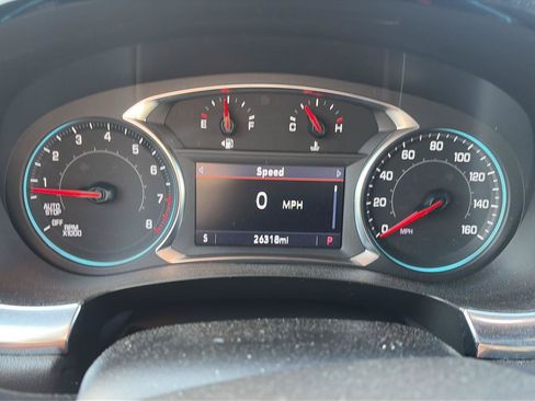 Used 2023 Chevrolet Traverse LT AWD/4WD image 9