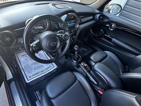 Used 2019 MINI Cooper S w/ Signature Upholstery Package FWD image 21
