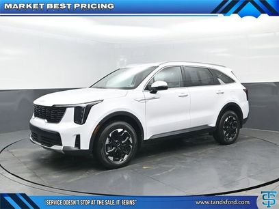 Used 2025 Kia Sorento S