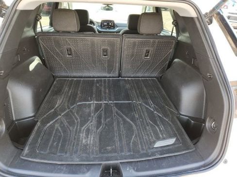 Certified 2024 Chevrolet Blazer LT w/ Convenience Package image 28