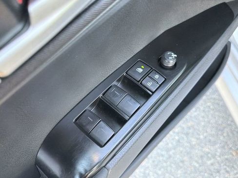 Used 2025 Toyota Camry LE FWD image 28